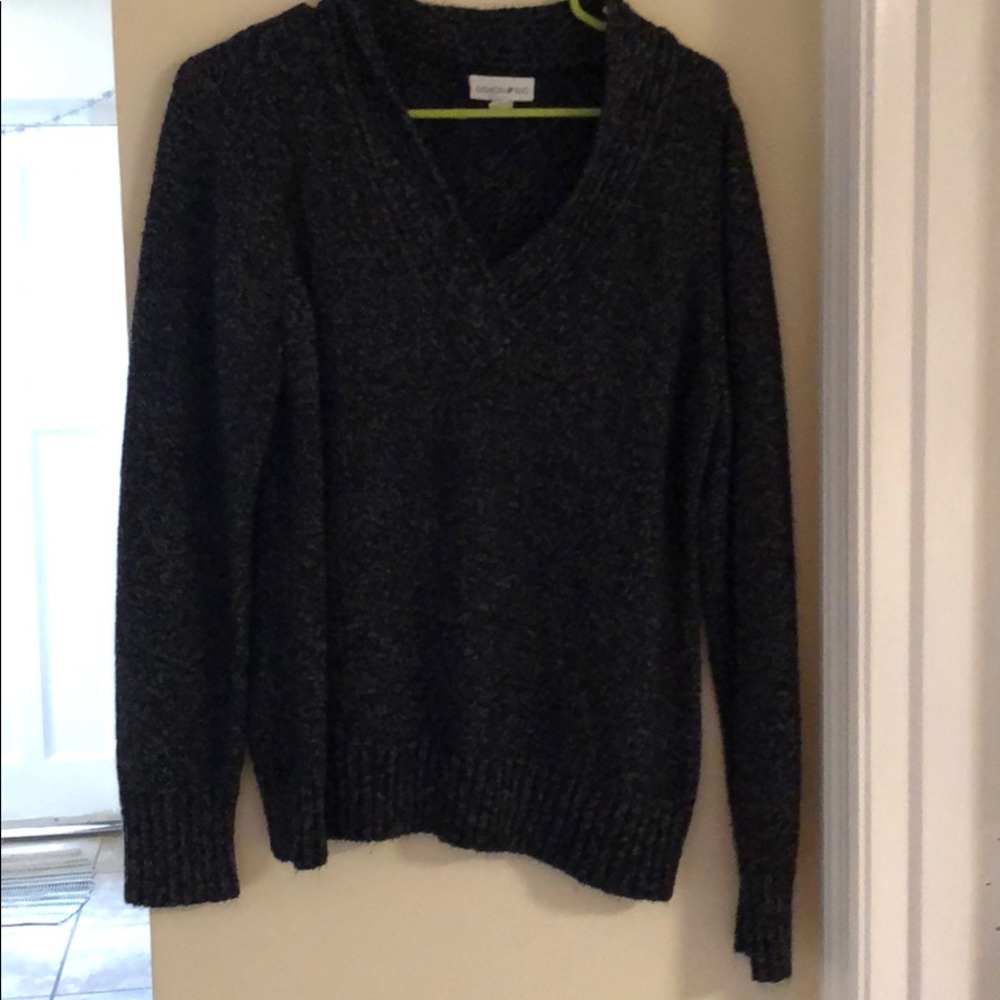 V Neck sweater